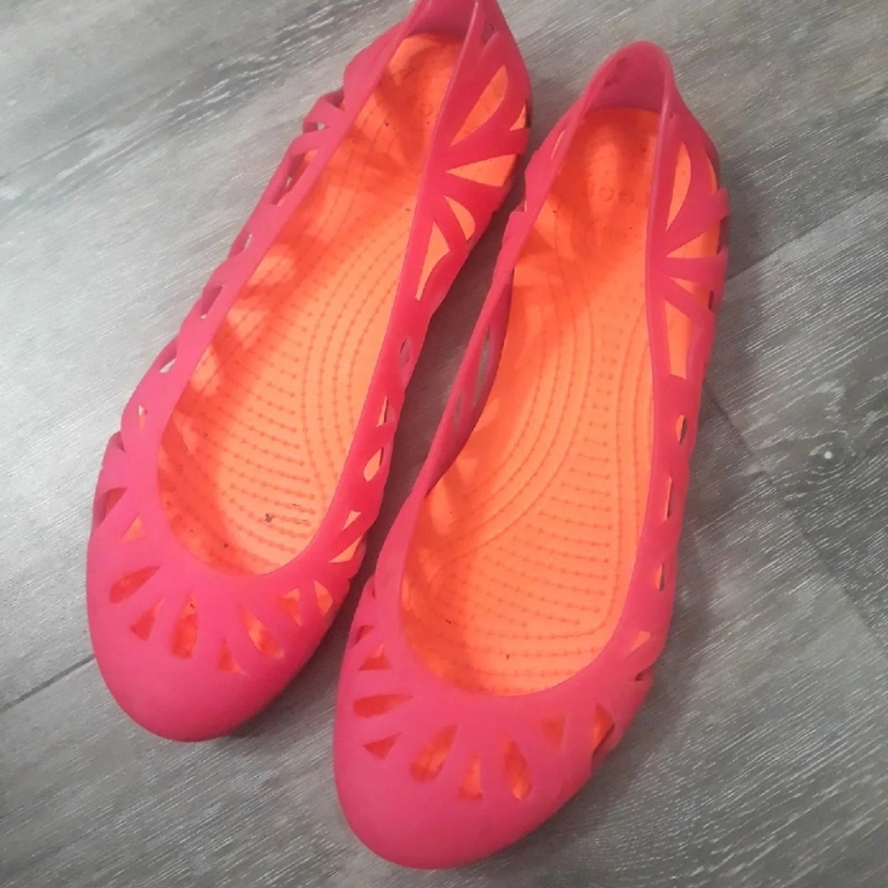 Crocs